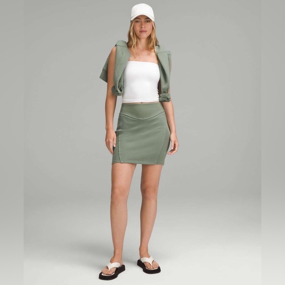 Lululemon Scuba High-Rise Mini Skirt - Picture 1 of 6